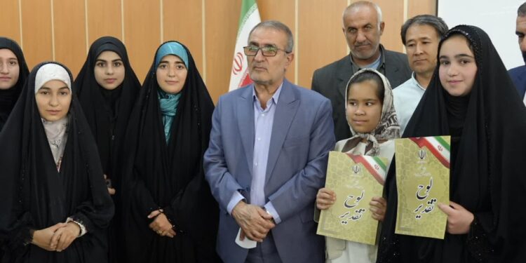 مراسم تجلیل از قهرمانان ناشنوای دختر استان کهگیلویه وبویراحمد