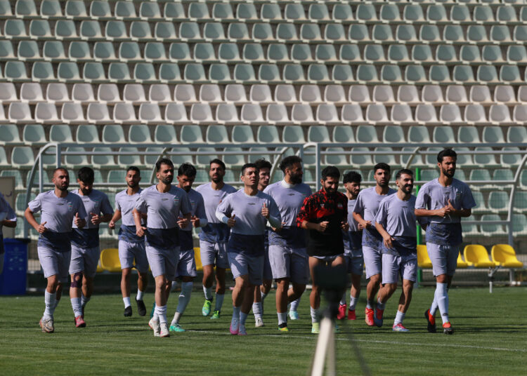 جابه جایی ملی پوشان فوتبال ناشنوا از آزادی به دماوند 